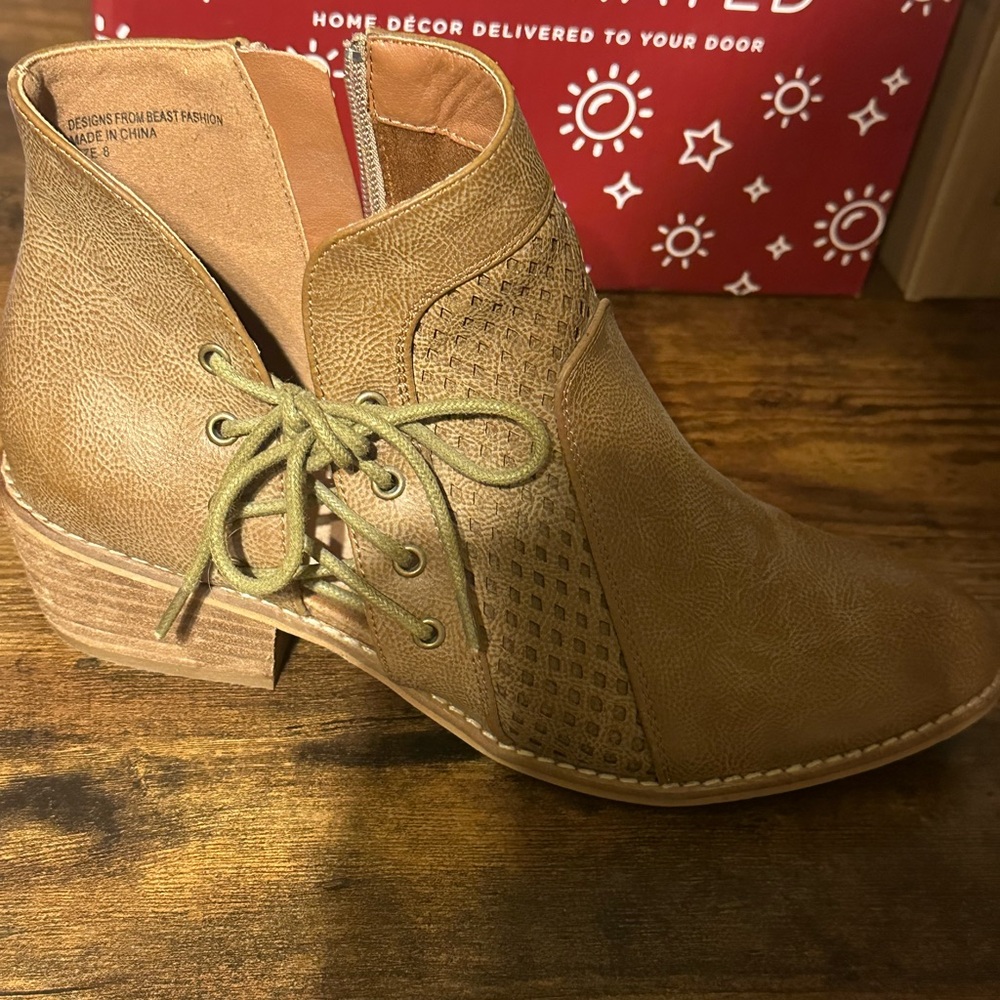 BEAST FASHION Brown Textured Ankle Booties